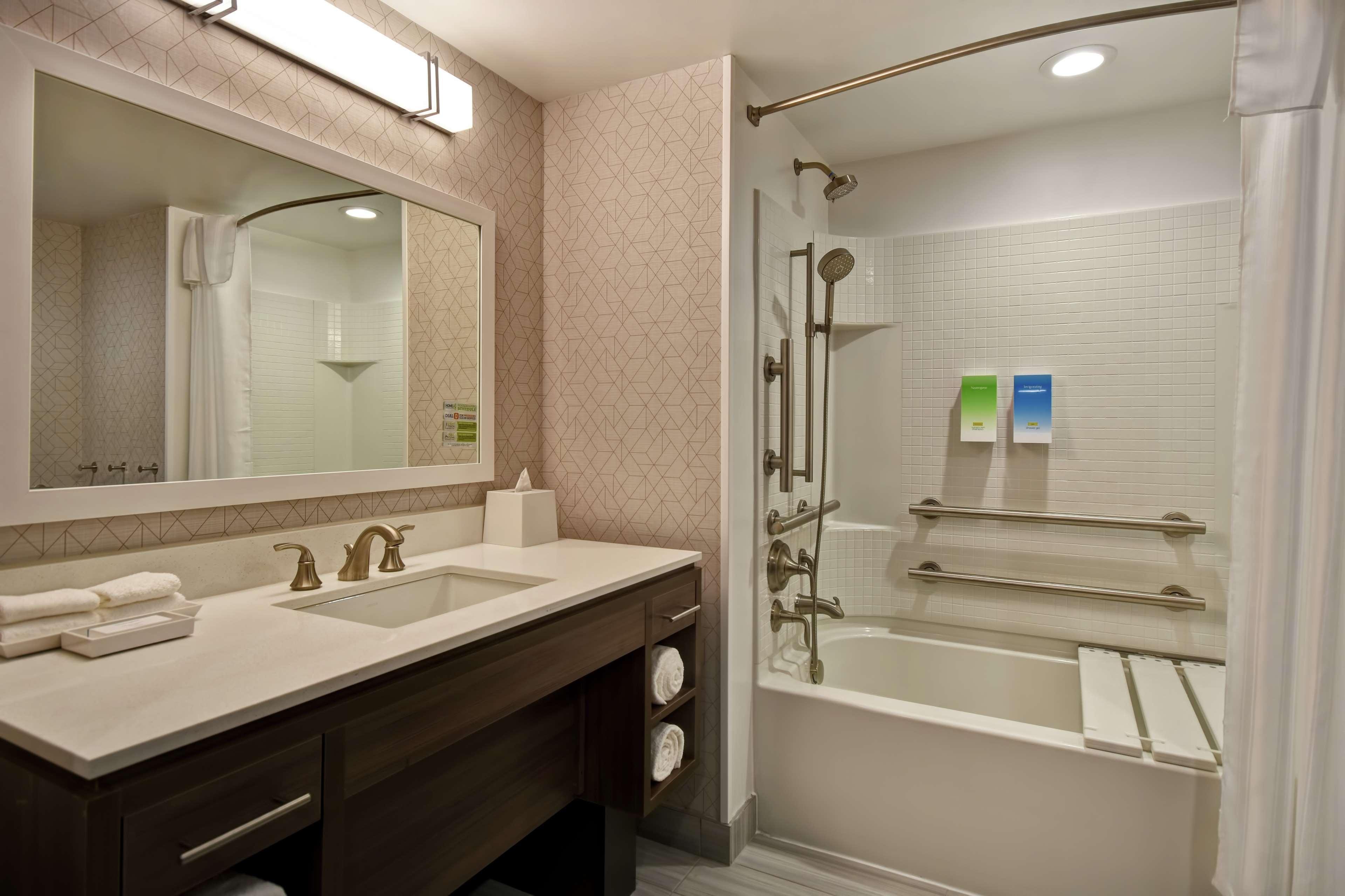 Home2 Suites By Hilton Taylor Detroit Екстер'єр фото