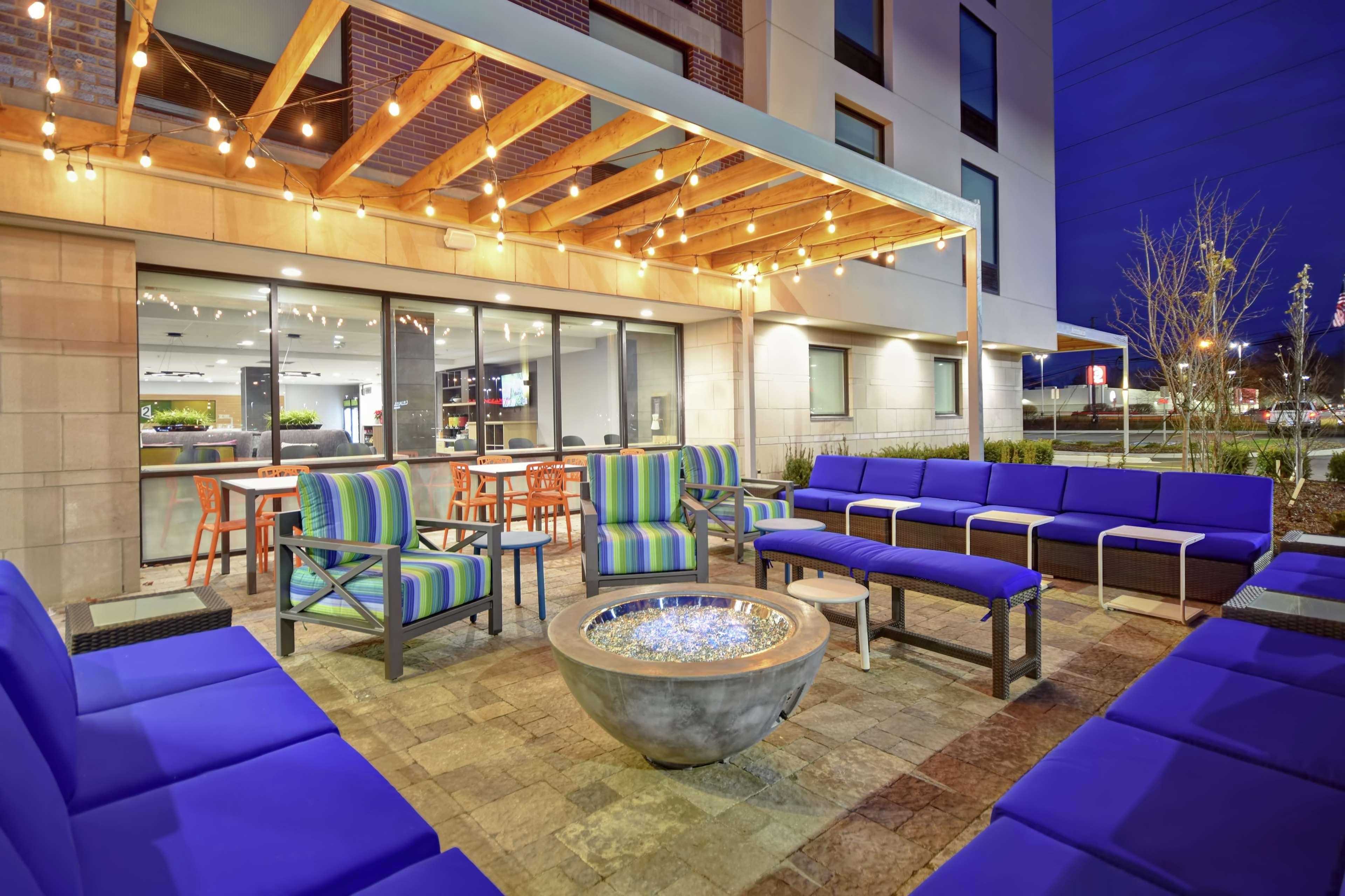 Home2 Suites By Hilton Taylor Detroit Екстер'єр фото
